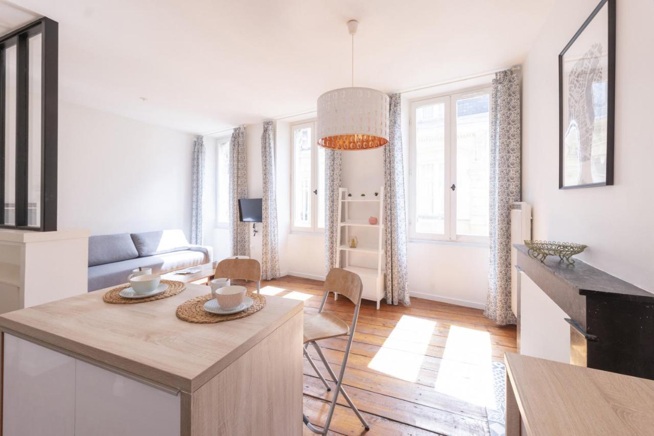 Apartament Ausone Bordeaux Centre Historique Zewnętrze zdjęcie